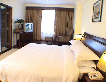 Seaview Airline Business Hotel Haikou  Zimmer foto